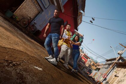 신토니아 - 넷플릭스