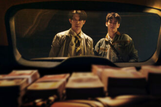 죽어야 사랑받는